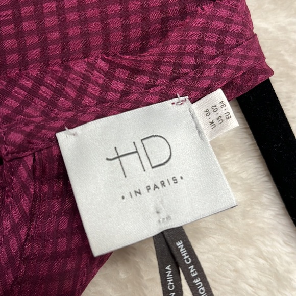 HD in Paris sheer blouse. Size 2. Fits like a small / med - Picture 4 of 4